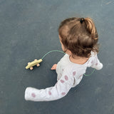 צב משיכה עם גלגלים