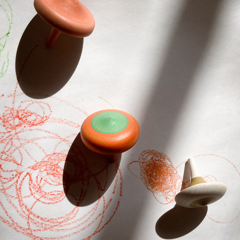 סביבוני עץ צבעוניים