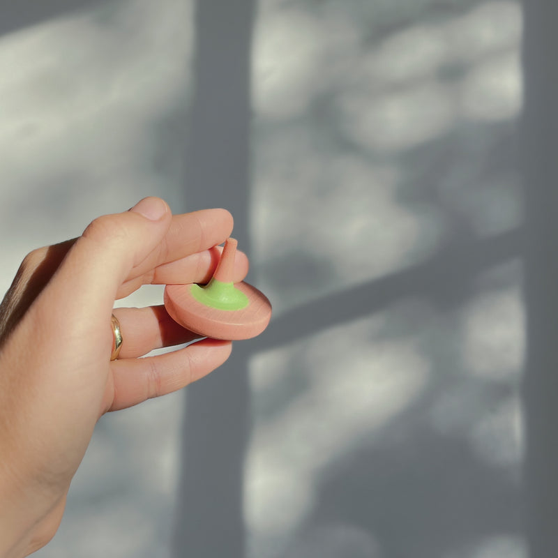 סביבוני עץ צבעוניים